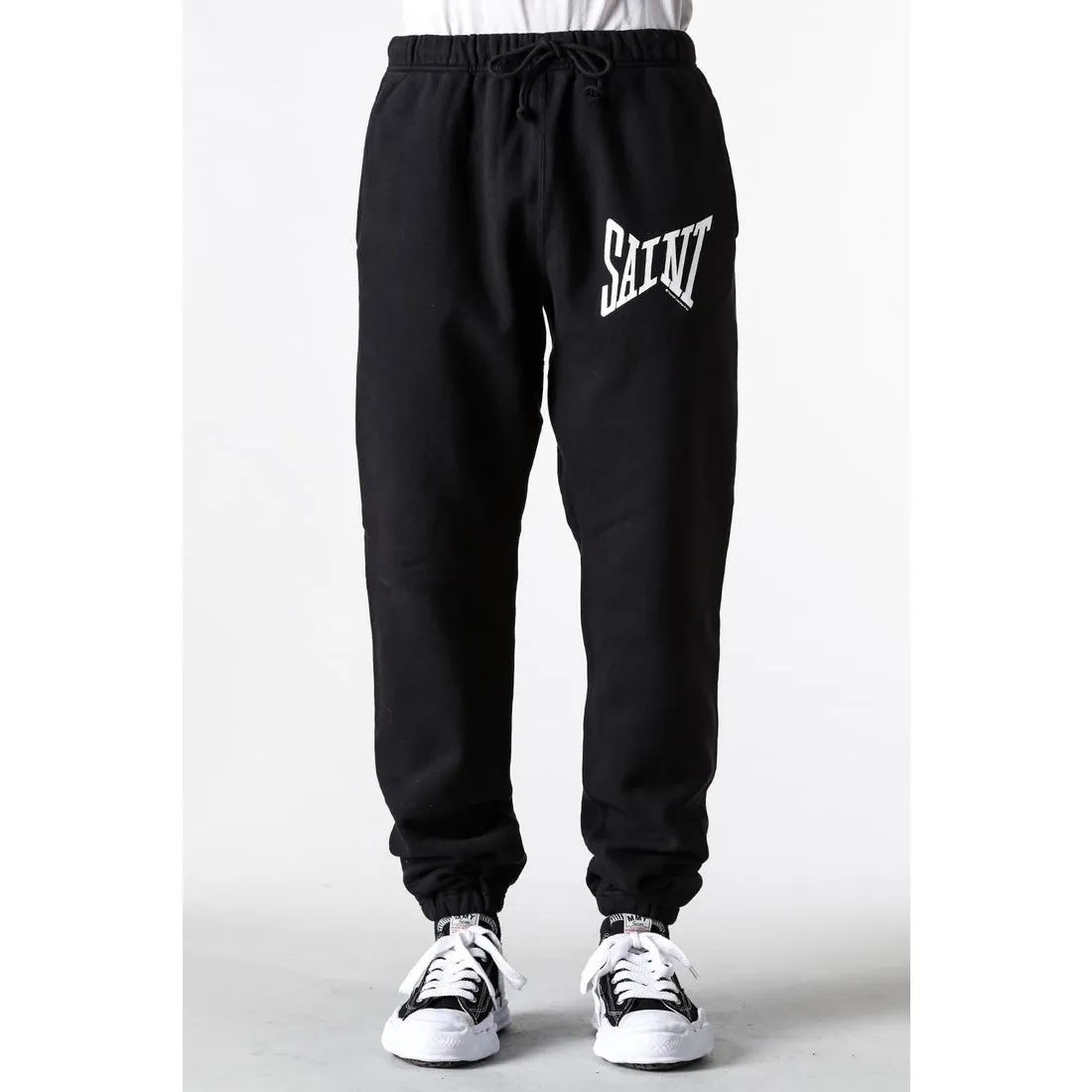 SAINT Mxxxxxx RIBON SAINT Sweat Pants/BLK Basic SAINT LOGO sweatpants Black S-XL God-cut Loose fit Four-needle six-thread boneless sewing Upper body comfortable Original light fleece sweatshirt fabric Original consistent fruit logo/angel logo